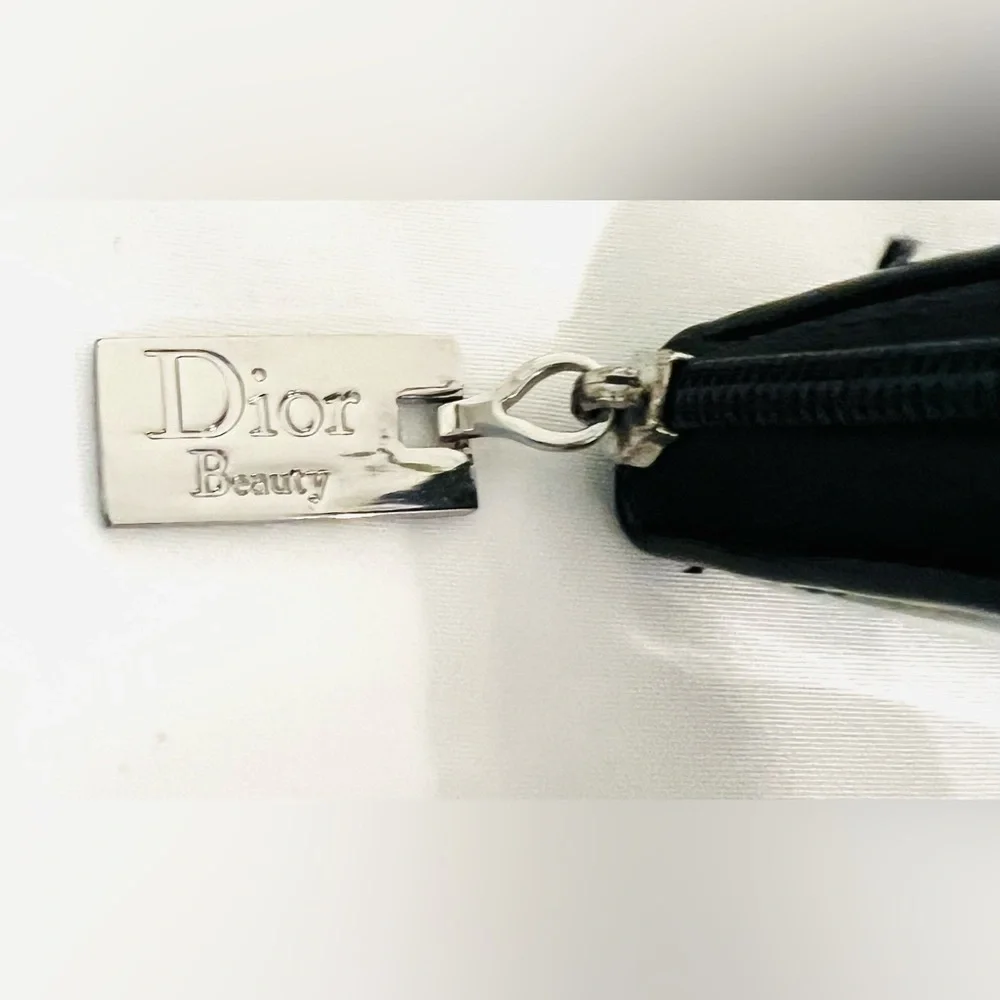 Christian Dior Beauty Wallet Mini Card/Coin Holder BlackPatent Leather Zip Pouch
